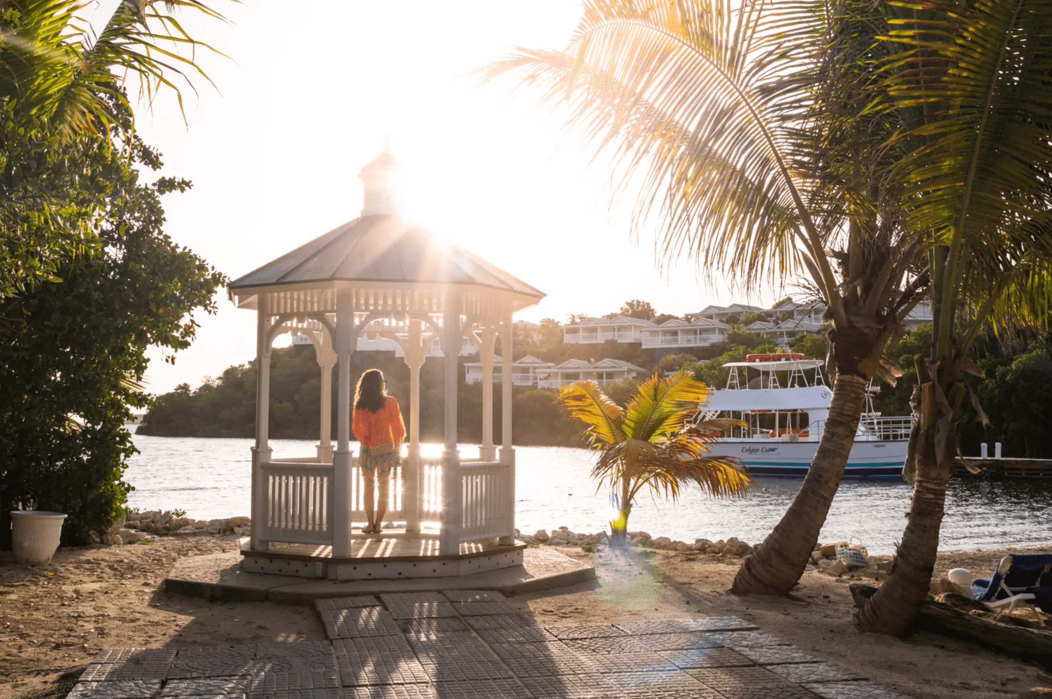 antigua where is nina