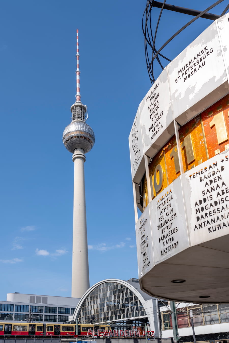 Berlin: Television tower at Alexanderplatz - GNTB/Gregor Lengler