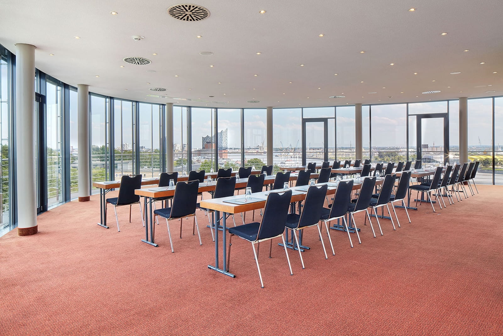 Ellipse conference room - © Andrea Flak